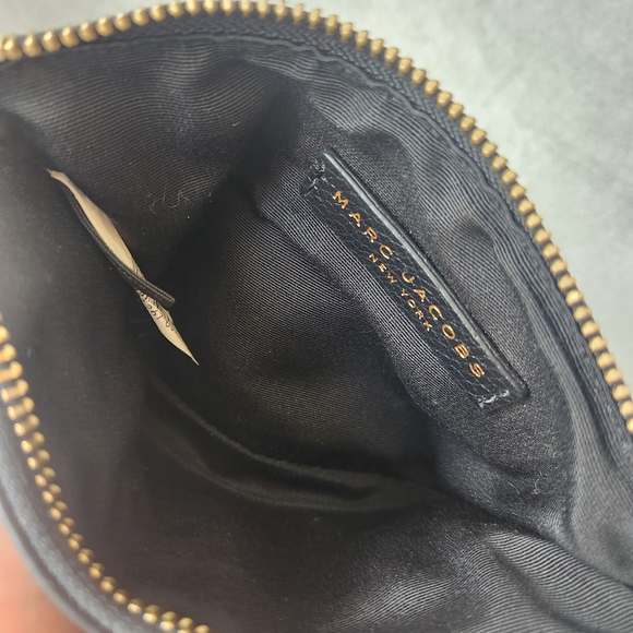 Marc Jacobs wristlet bag black pebbled leather Empire City wallet clutch mini